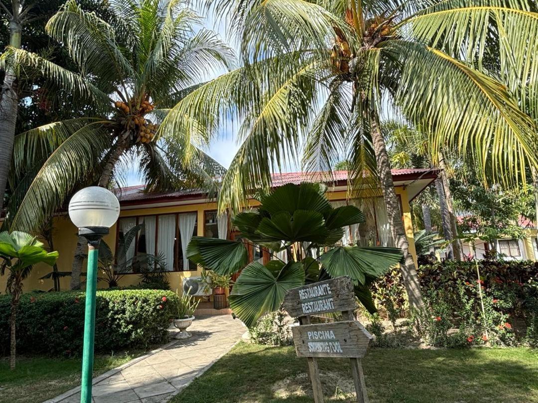 Palm Malinamoc Hotel Dili Exterior photo