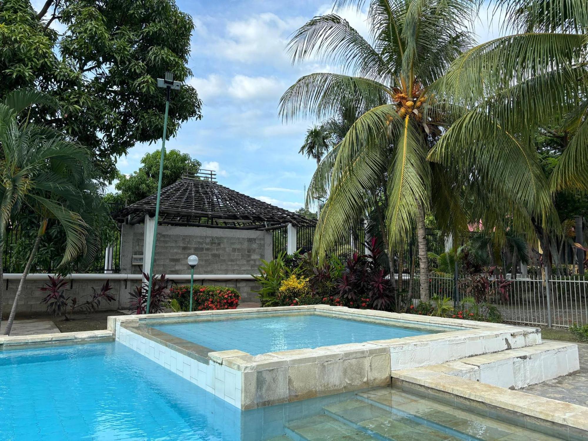 Palm Malinamoc Hotel Dili Exterior photo